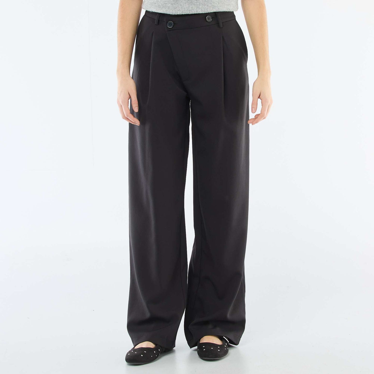Pantalón ancho abertura asimétrica NEGRO