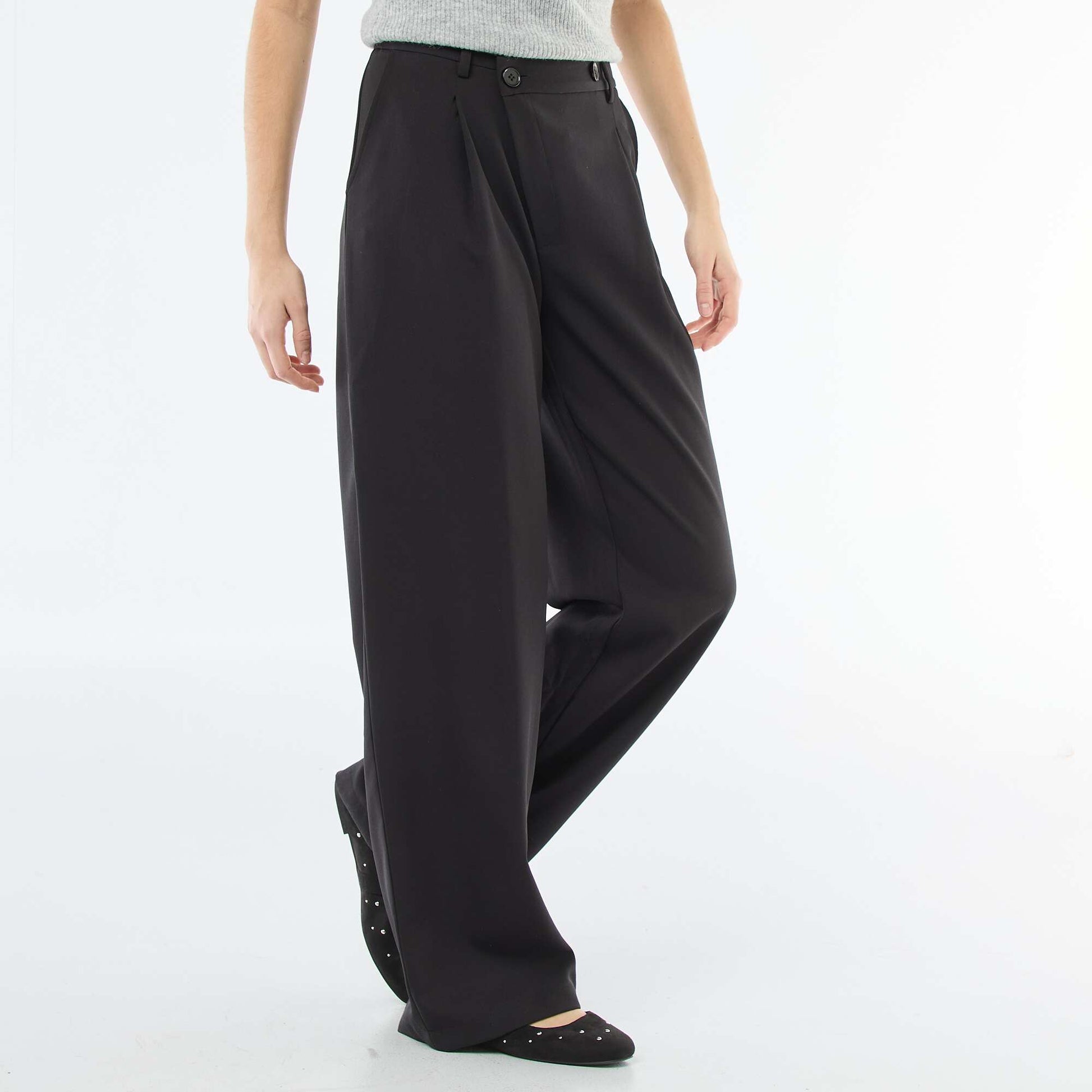 Pantalón ancho abertura asimétrica NEGRO