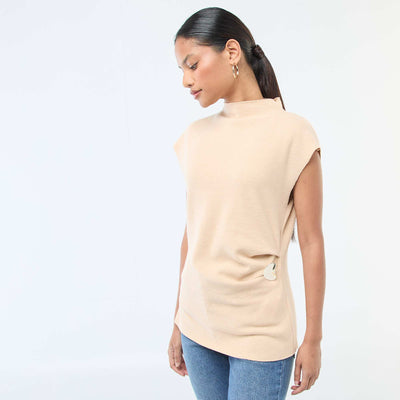 Sweater sin mangas con cuello alto BEIGE
