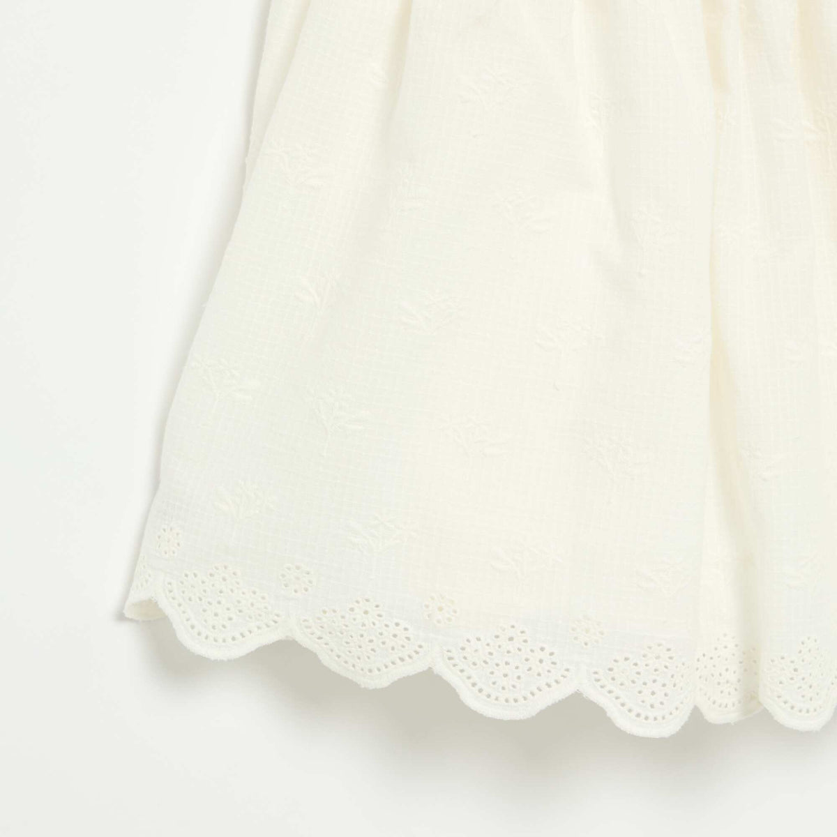 Vestido de tirantes finos no ajustables con bordados BLANCO