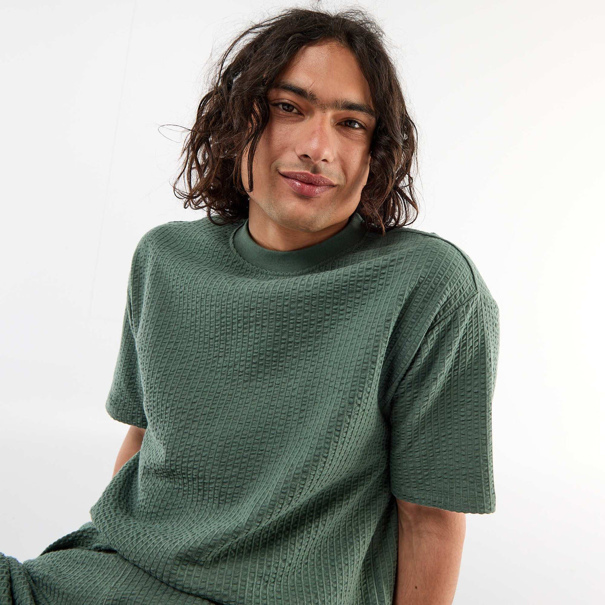 Camiseta estampada de manga corta en nido de abeja VERDE