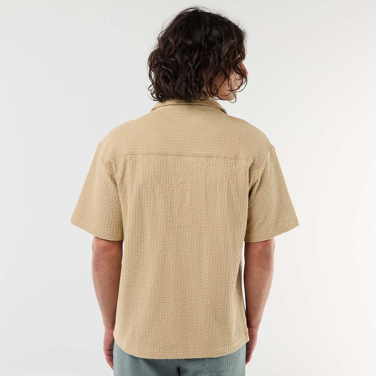 Camisa de punto gofrado de manga corta BEIGE