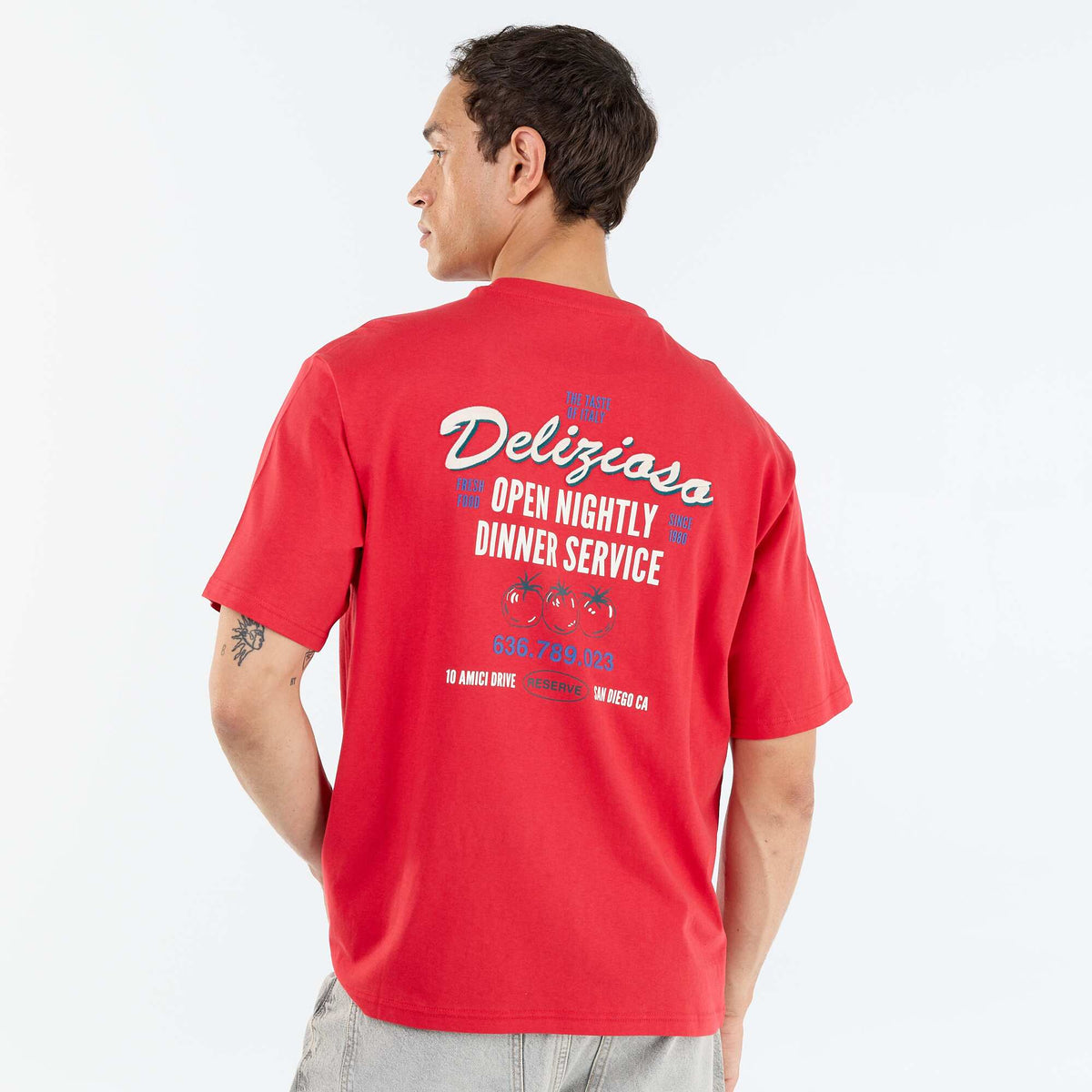 Camiseta de manga corta con estampados y bordados por delante y por detrás ROJO