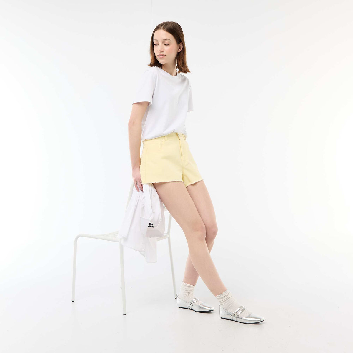 Pantalón corto jean AMARILLO