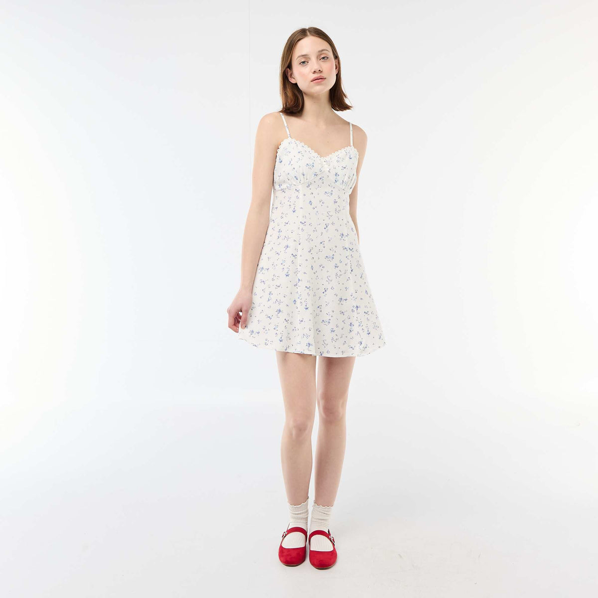 Vestido floreado de lino mezclado BLANCO
