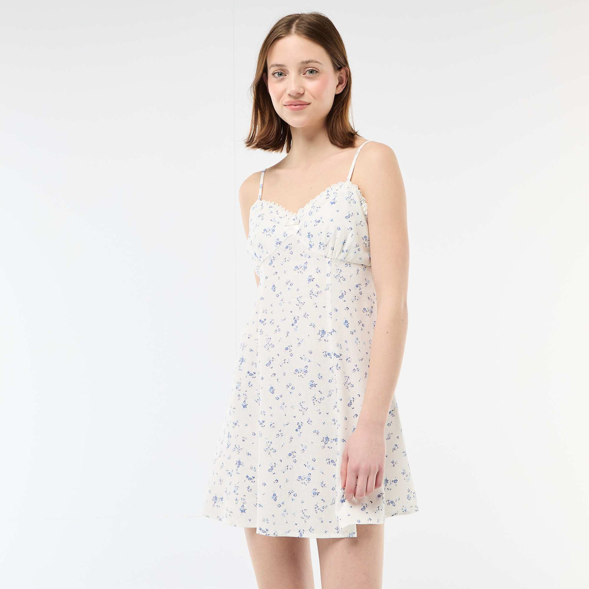 Vestido floreado de lino mezclado BLANCO