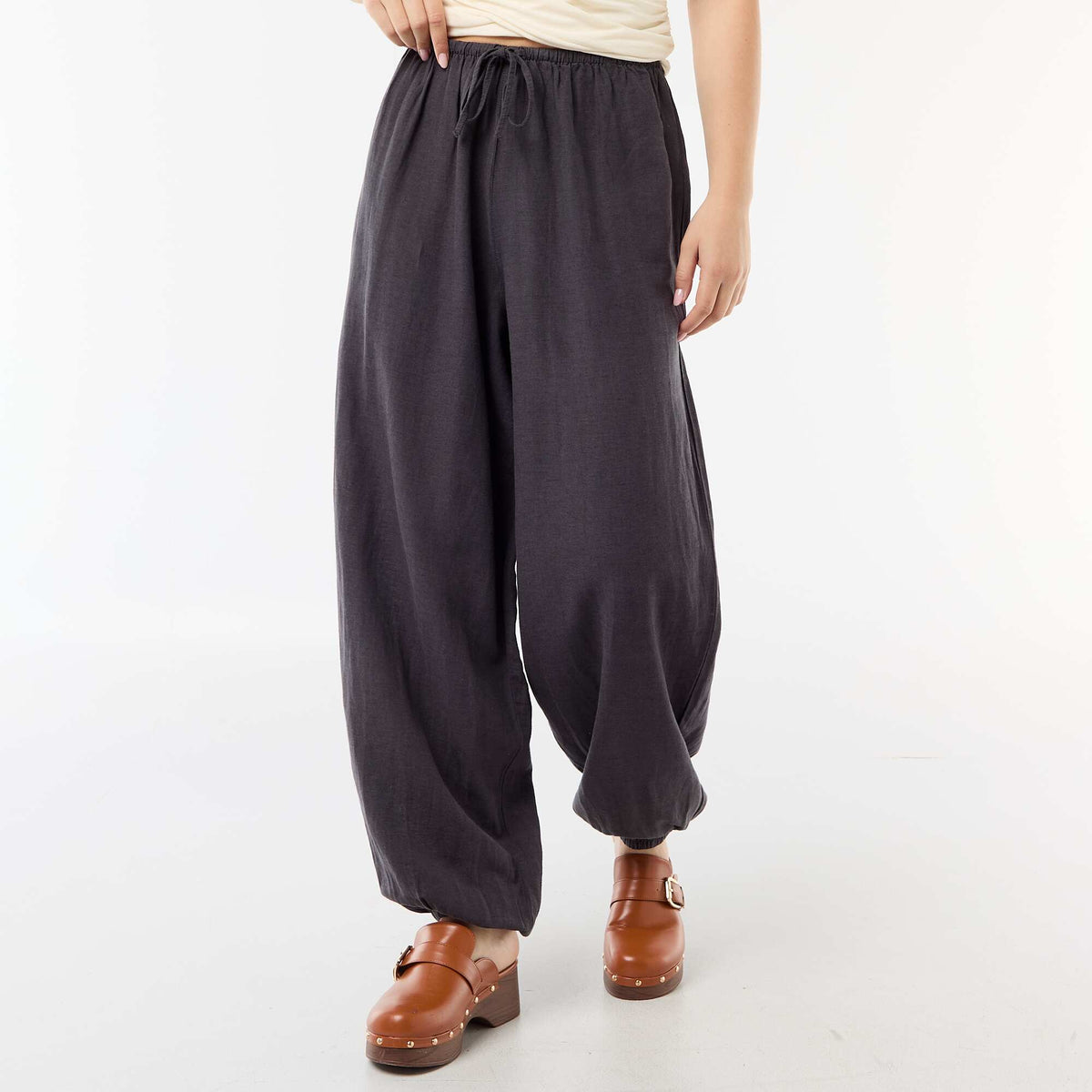 Pantalón ancho de mujer con cintura elástica y bajo ajustado GRIS