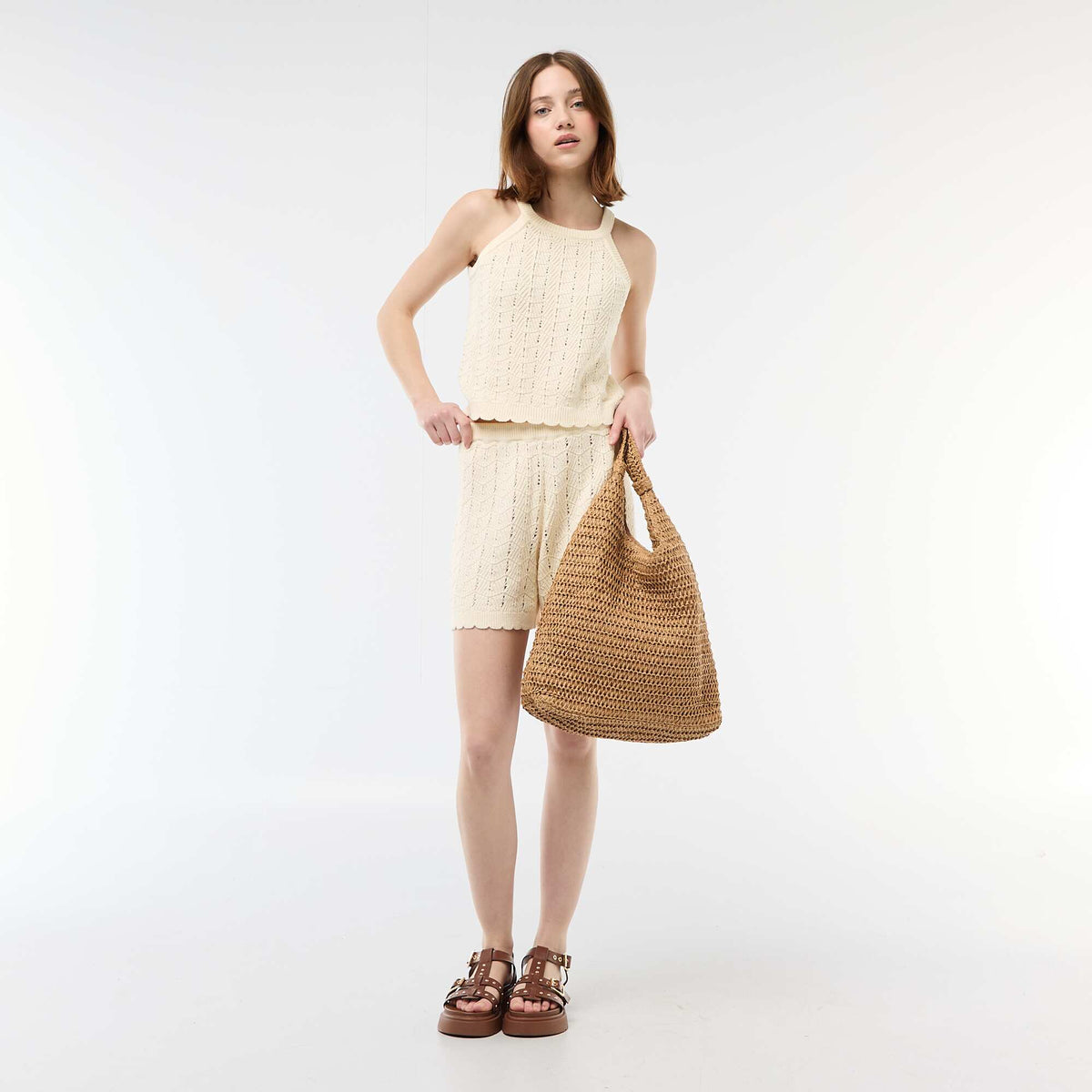 Pantalón corto ancho de croché BEIGE