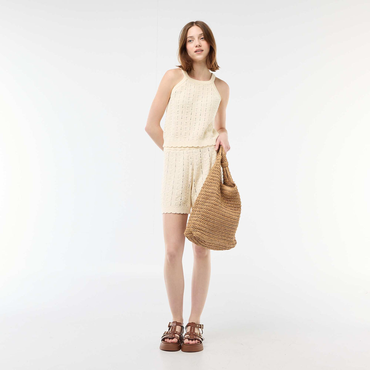 Pantalón corto ancho de croché BEIGE