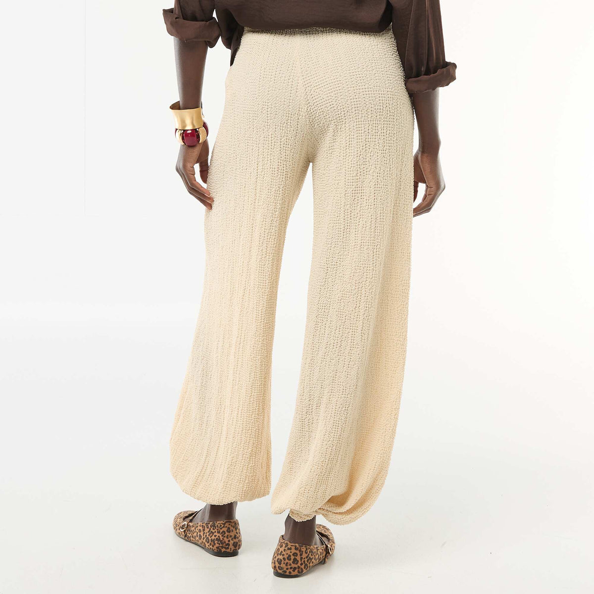 Pantalón de punto arrugado BEIGE