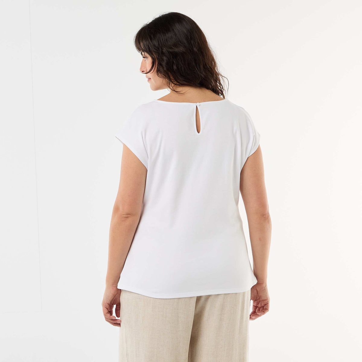 Camiseta drapeada con joya dorada BLANCO