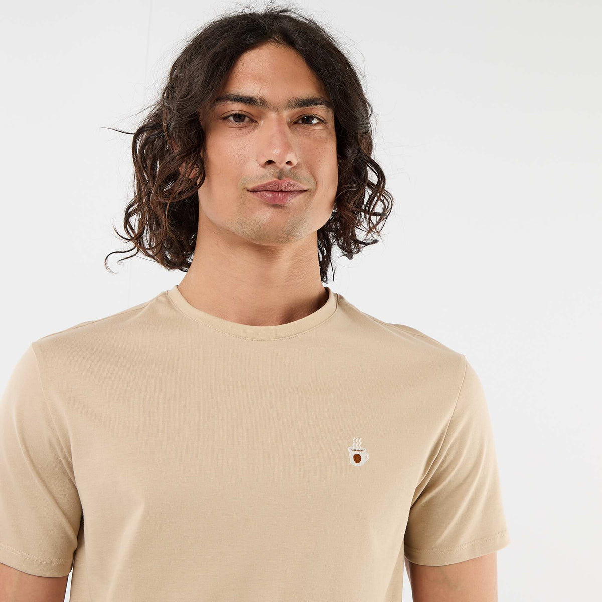 Camiseta lisa de manga corta con bordado BEIGE