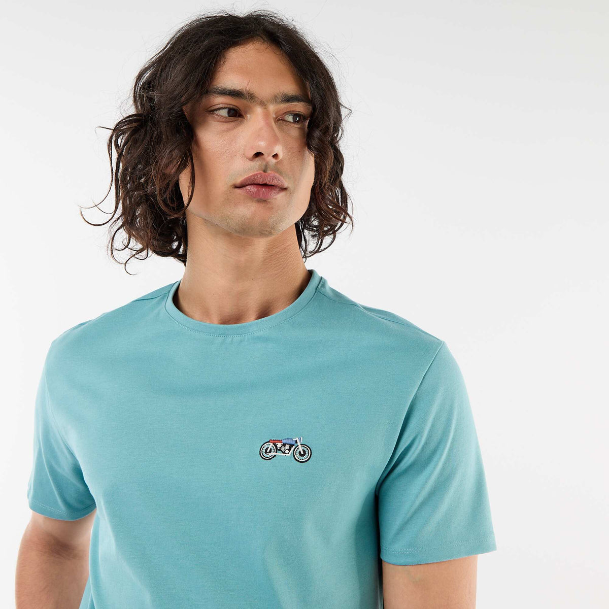 Camiseta lisa de manga corta con bordado AZUL