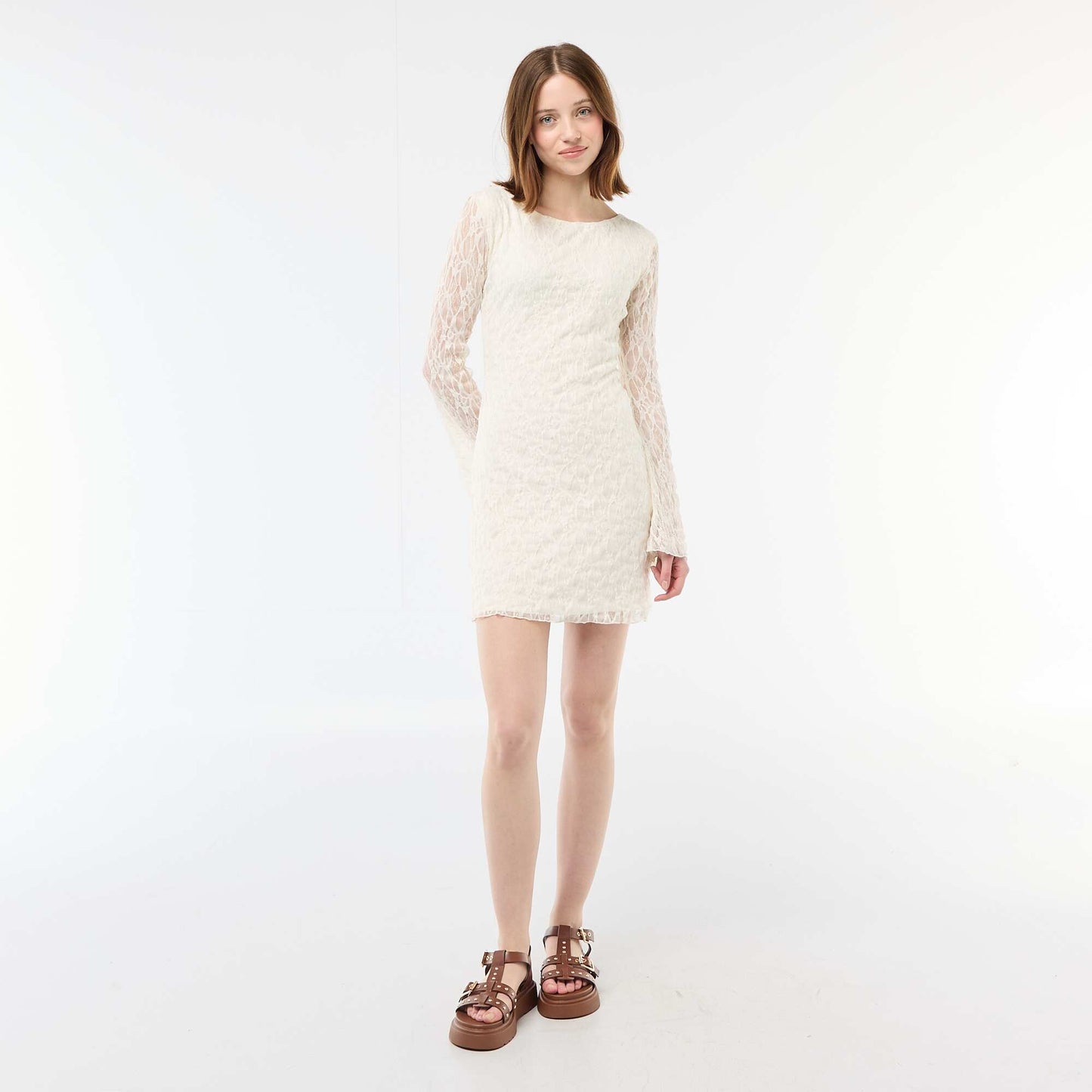 Vestido corto de encaje de manga larga BEIGE