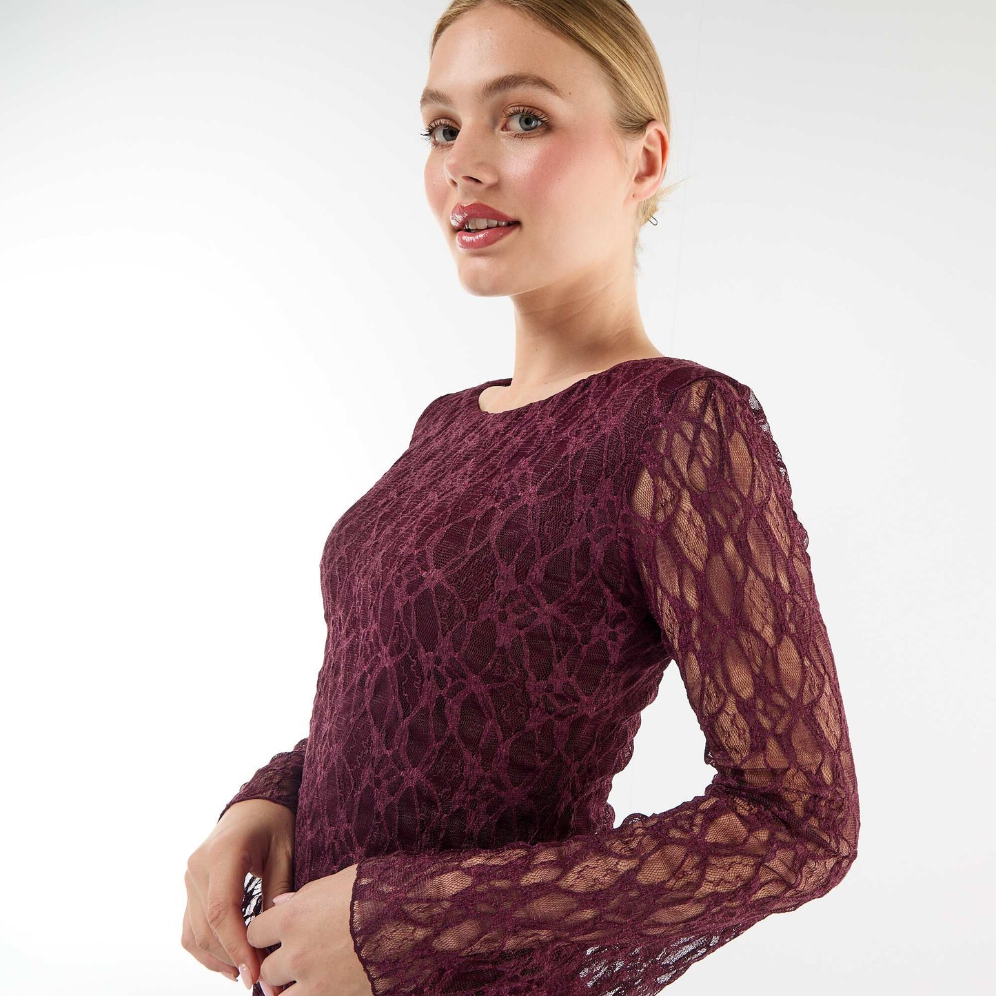 Vestido corto de encaje de manga larga ROJO