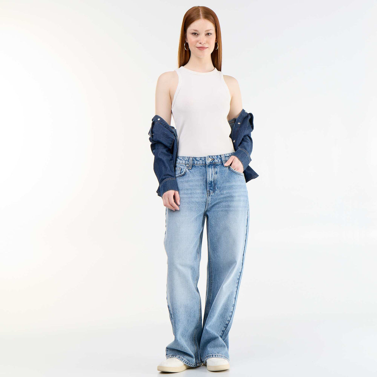 Pantalón jean de corte baggy AZUL