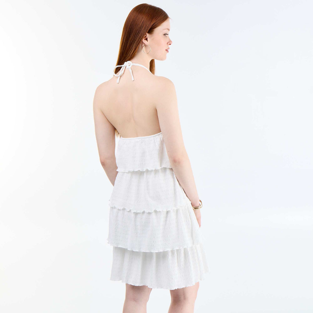 Vestido sin espalda de punto gofrado con volantes escalonados BLANCO