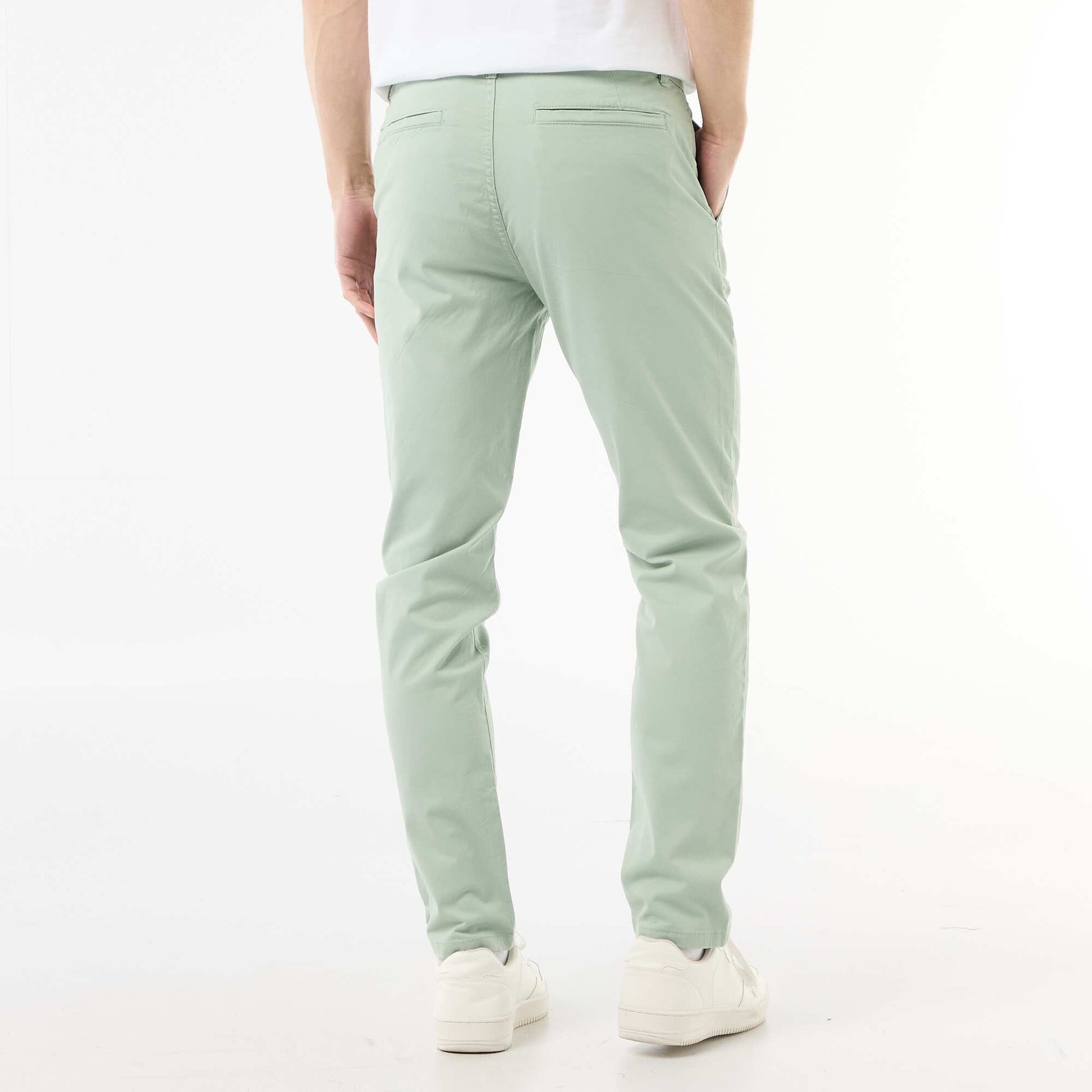 Pantalón chino slim VERDE