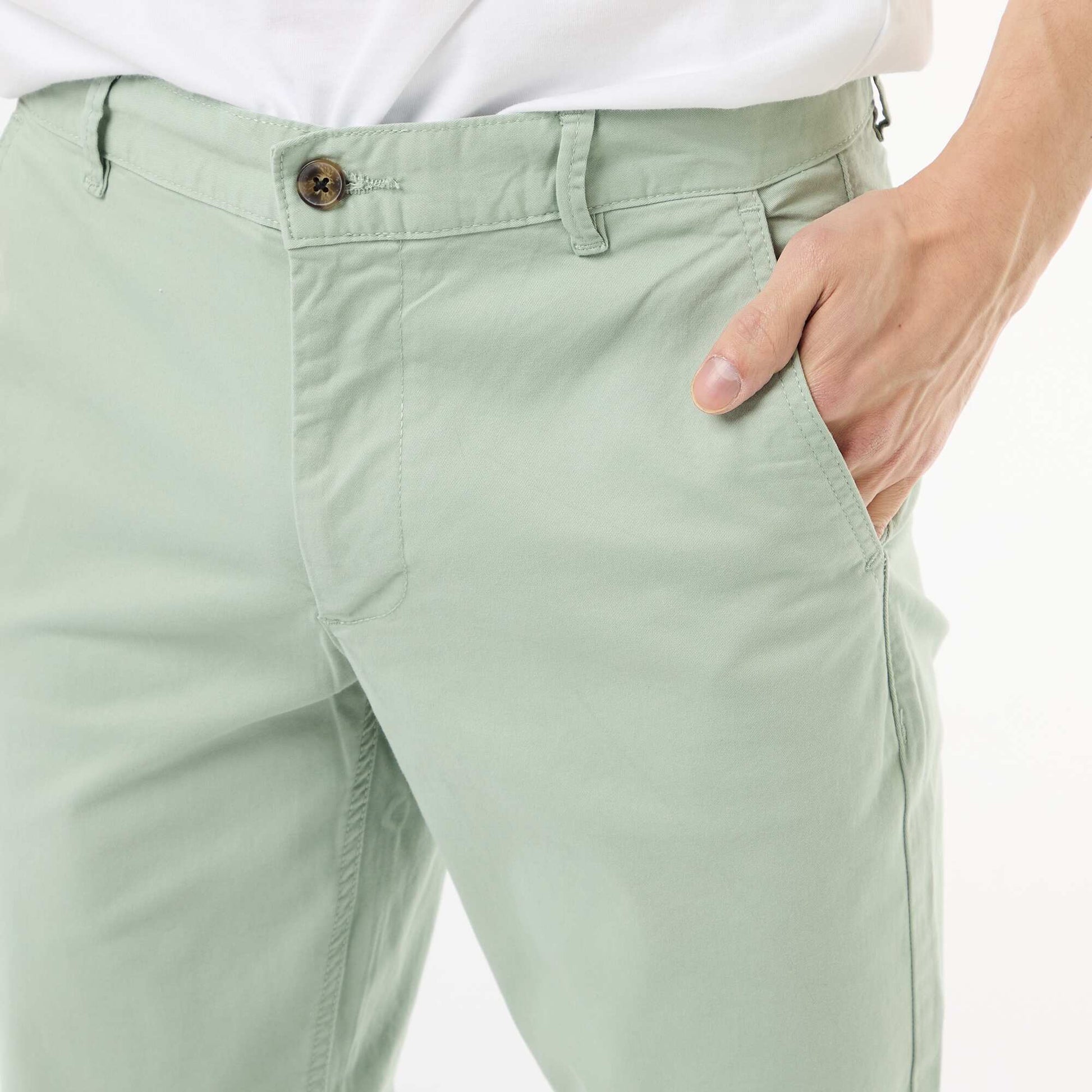 Pantalón chino slim VERDE