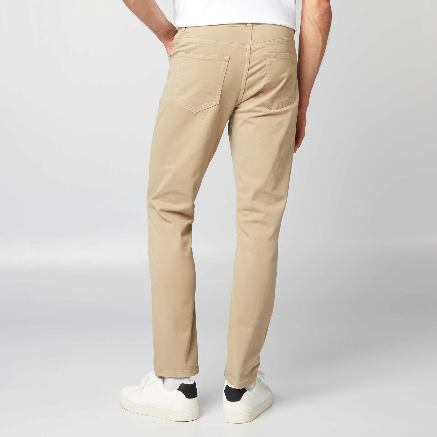 Pantalón chino slim con 5 bolsillos - L32 beige