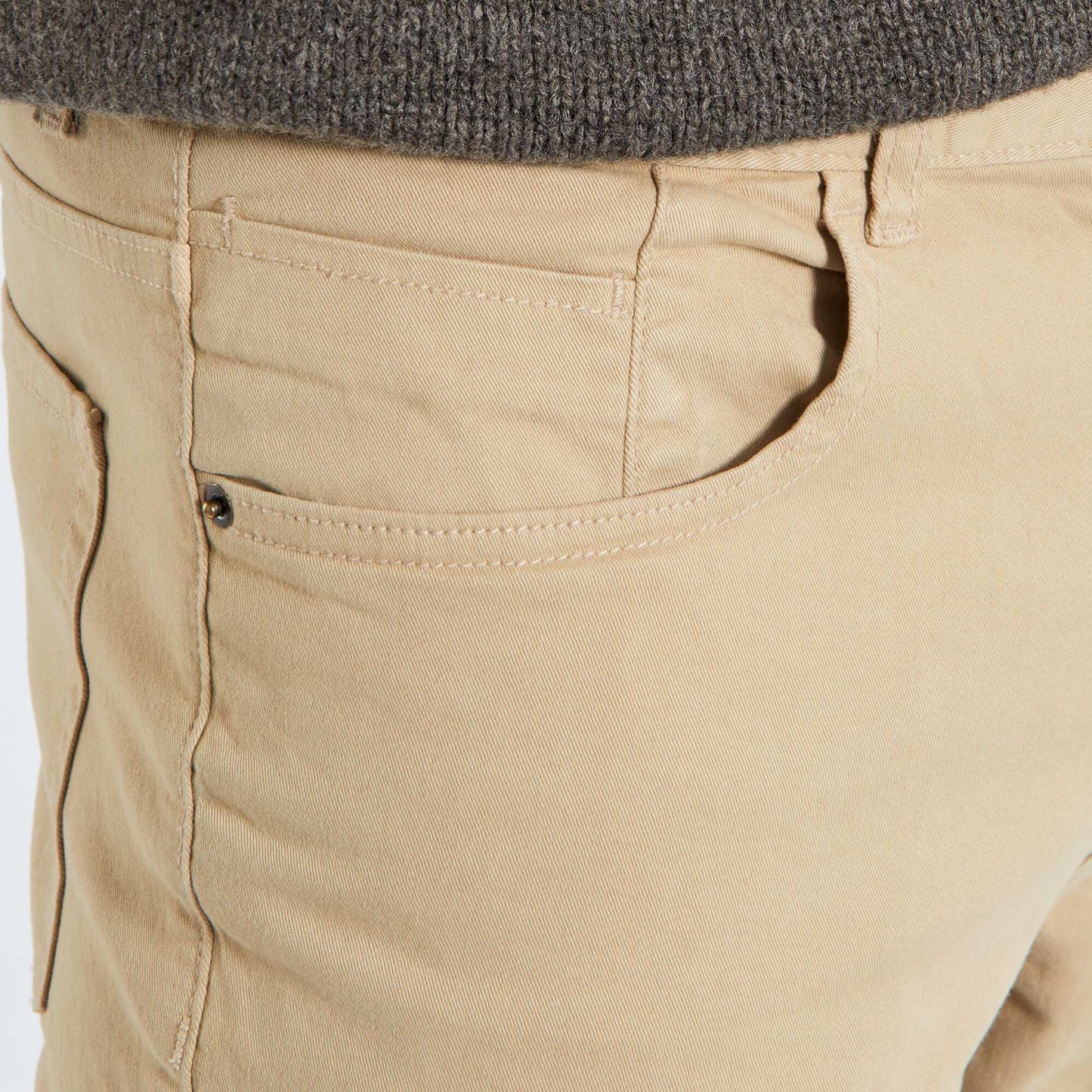 Pantalón chino slim con 5 bolsillos - L32 beige