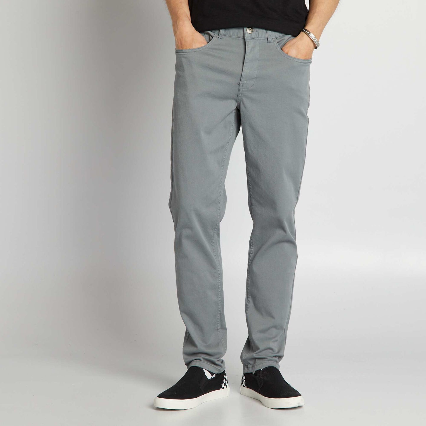 Pantalón chino slim con 5 bolsillos - L32 AZUL