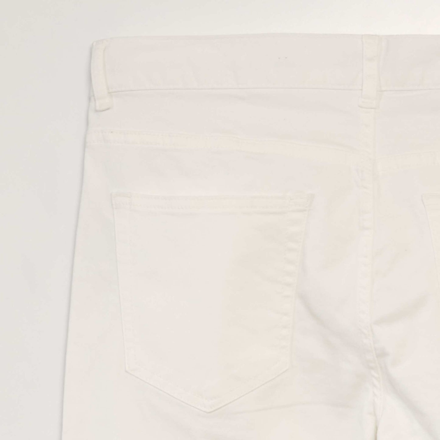 Pantalón chino slim con 5 bolsillos - L32 BLANCO