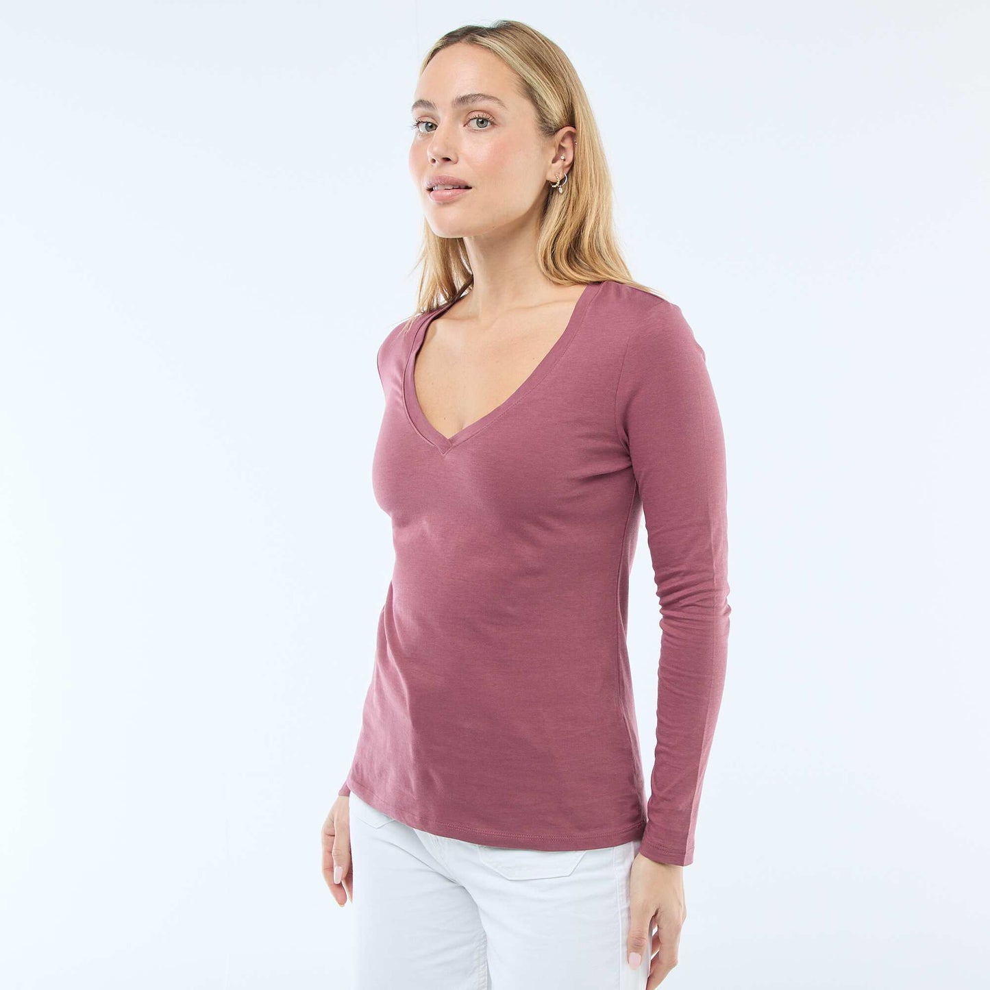 Camiseta cuello en pico ROSA