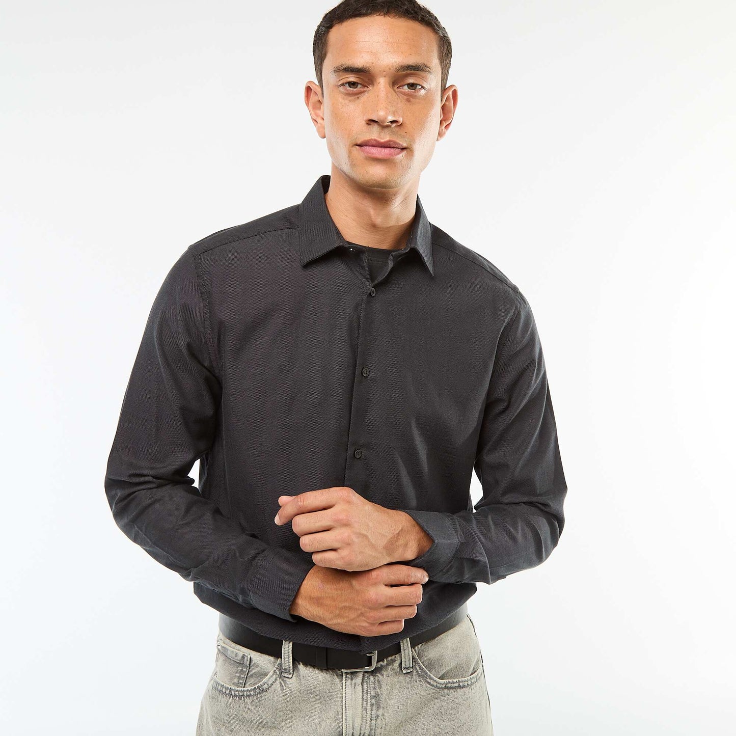 Camisa recta lisa NEGRO