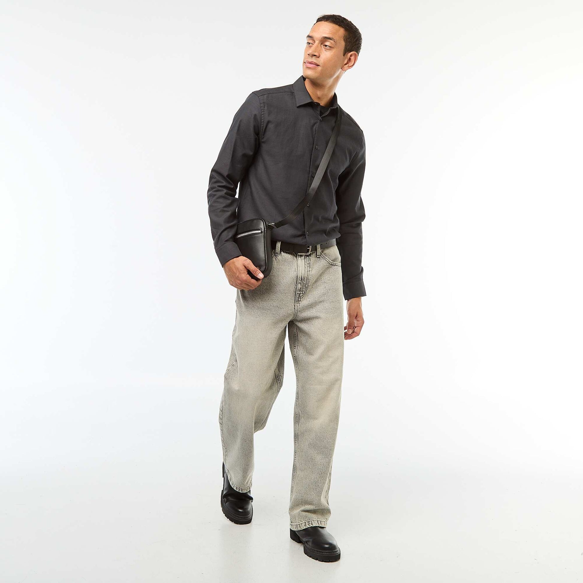Camisa recta lisa NEGRO