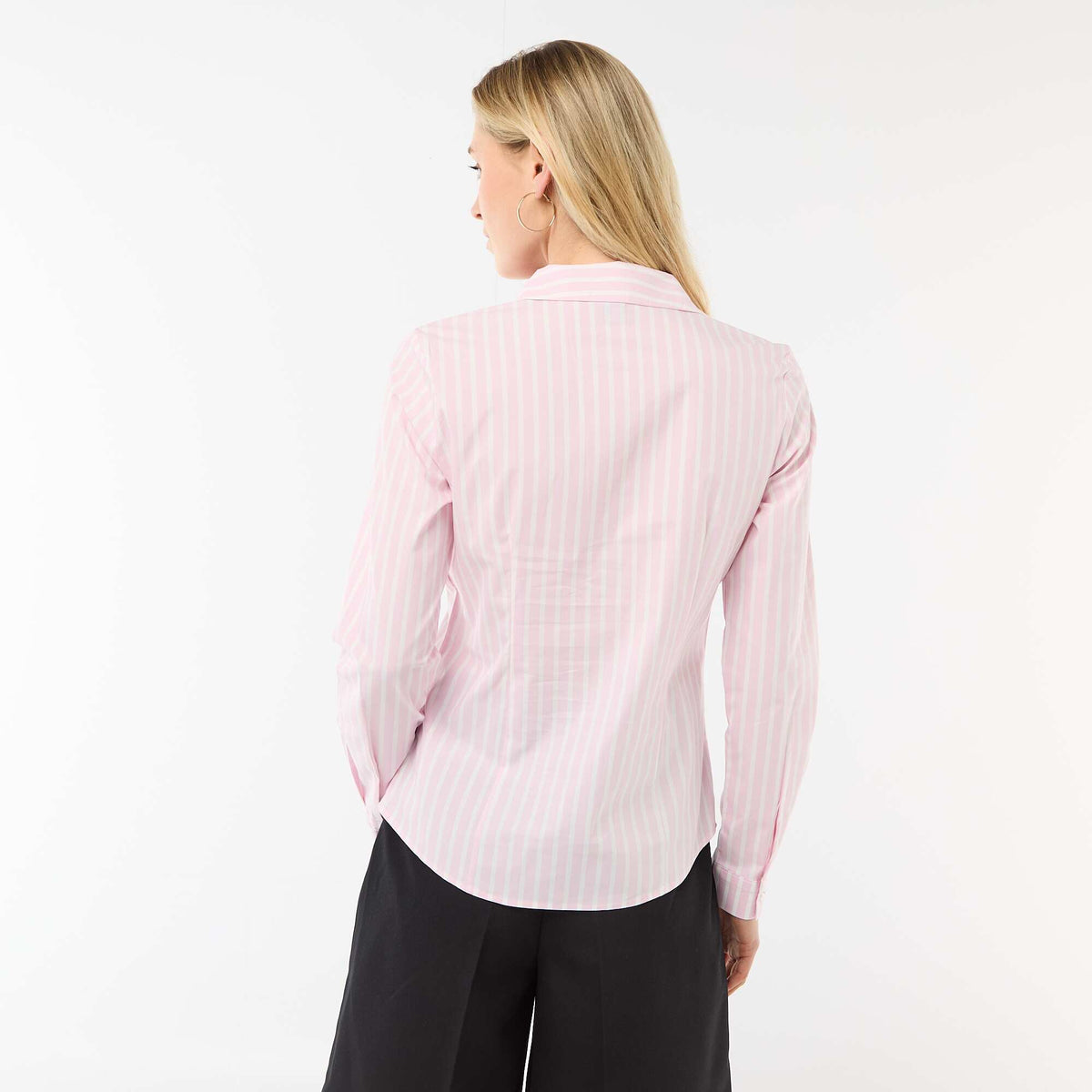 Camisa entallada cuello italiano ROSA