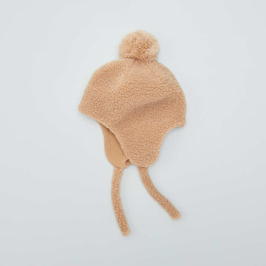 Gorro de borreguito con pompón MARRON