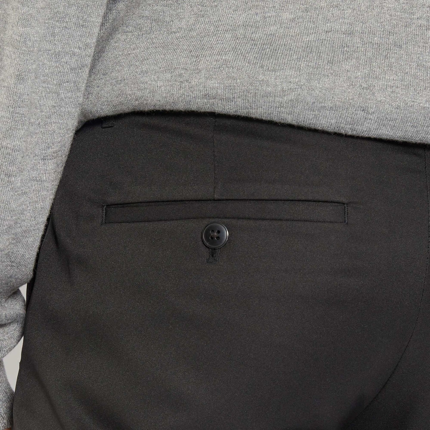 Pantalón de traje slim negro