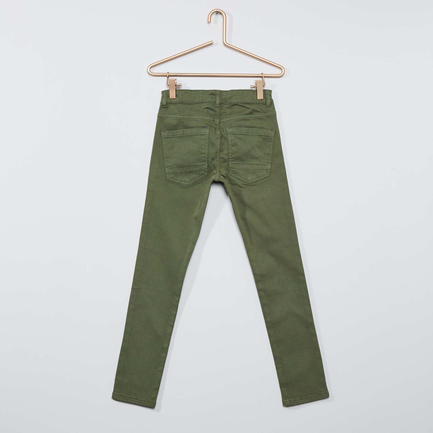 Pantalon skinny con cinco bolsillos verde oscuro