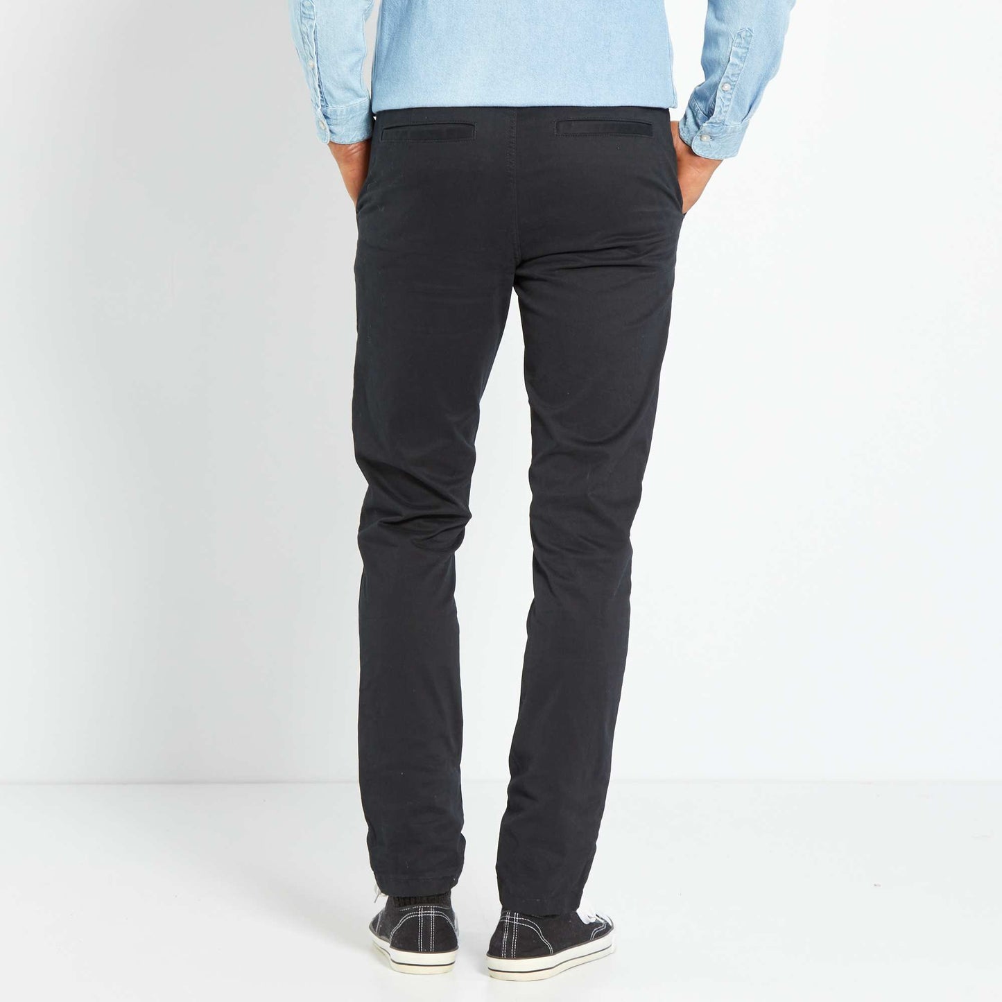 Pantalon chino slim negro