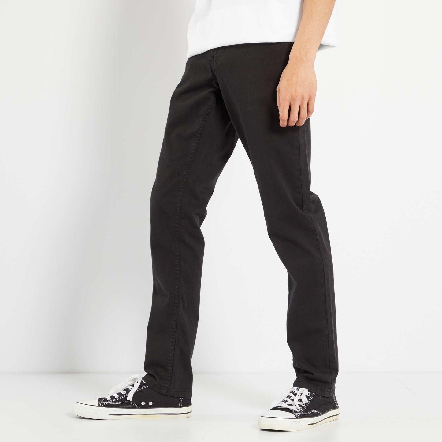 Pantalon slim 5 bolsillos - L32 NEGRO