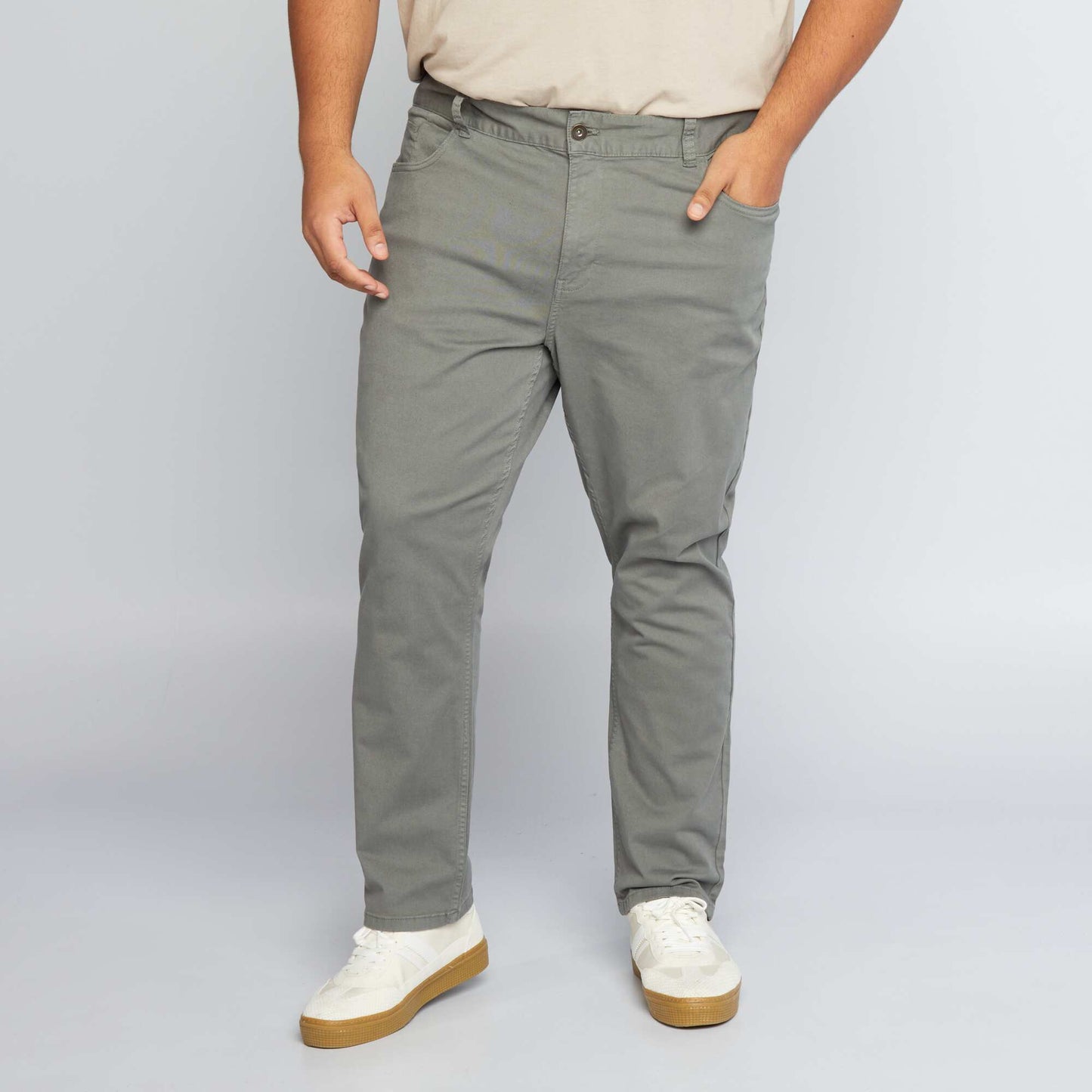 Pantalón slim L32 VERDE