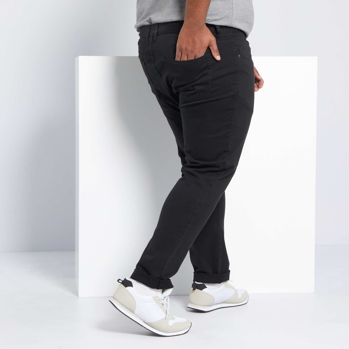 Pantalon slim L32 negro