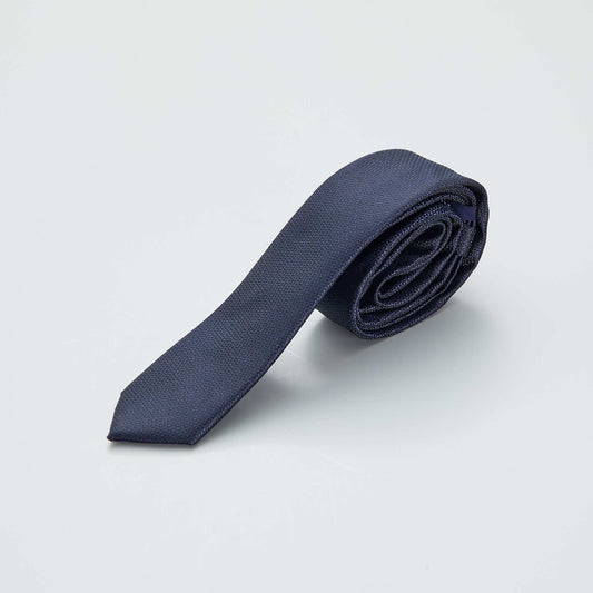 Corbata fina negra azul navy