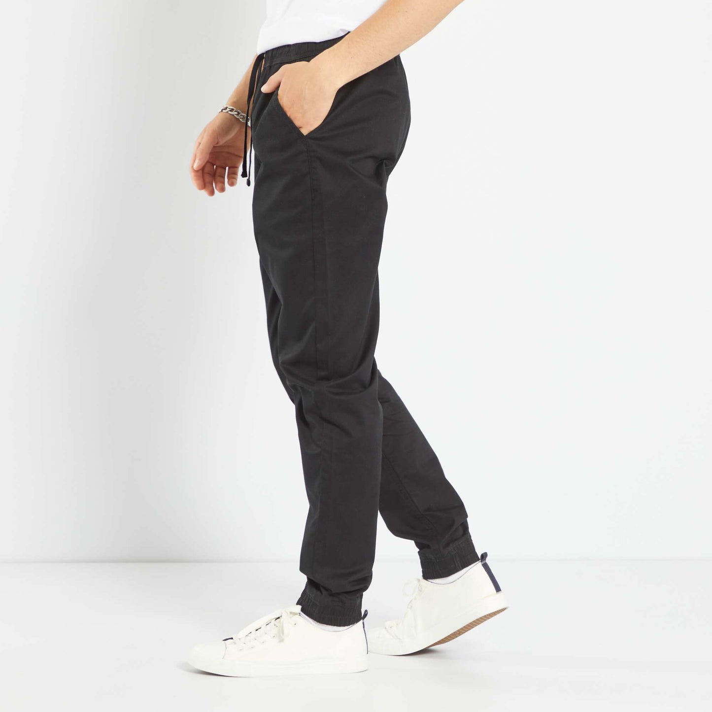 Pantalón tipo 'jogger' Negro