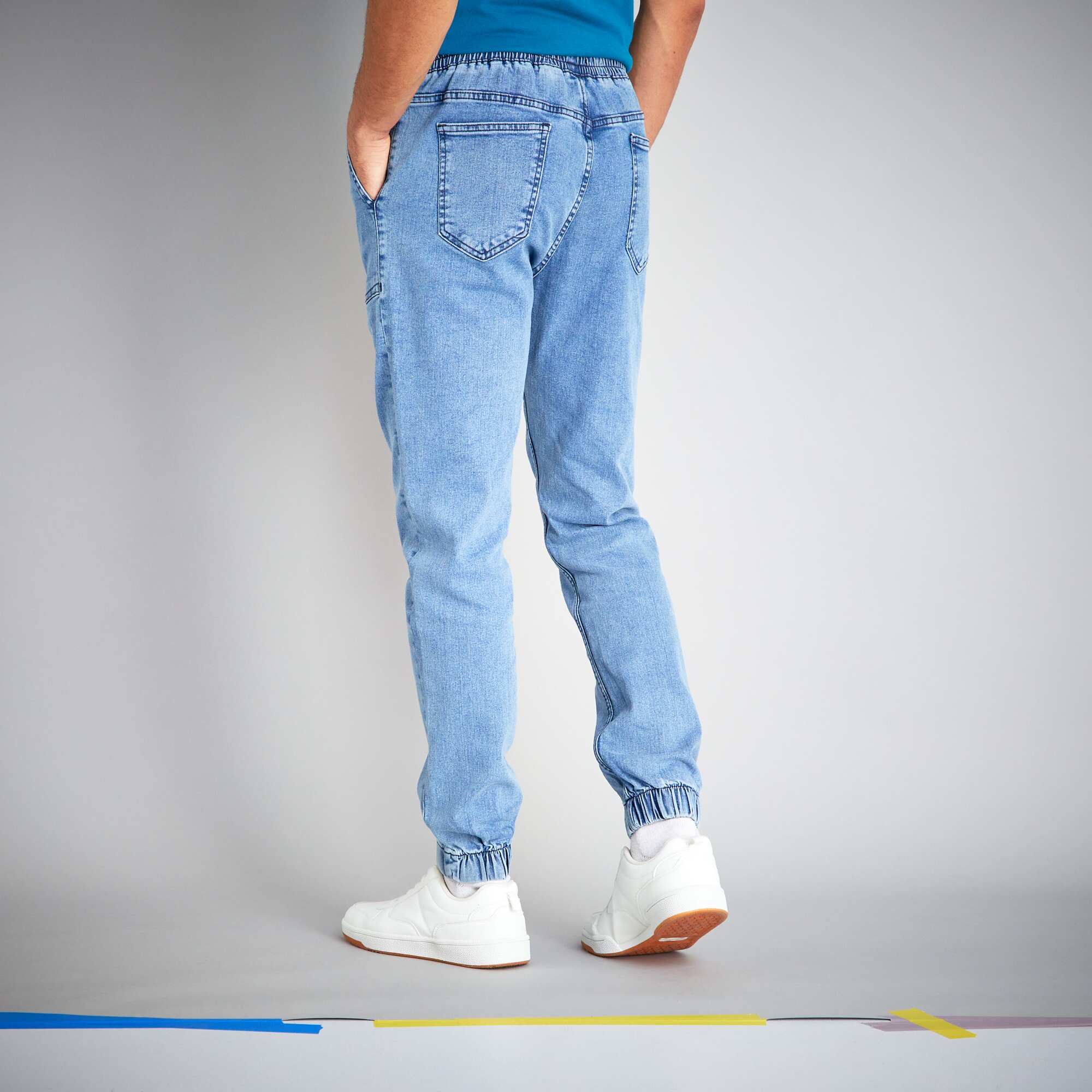 Jean jogger con cintura el stica AZUL