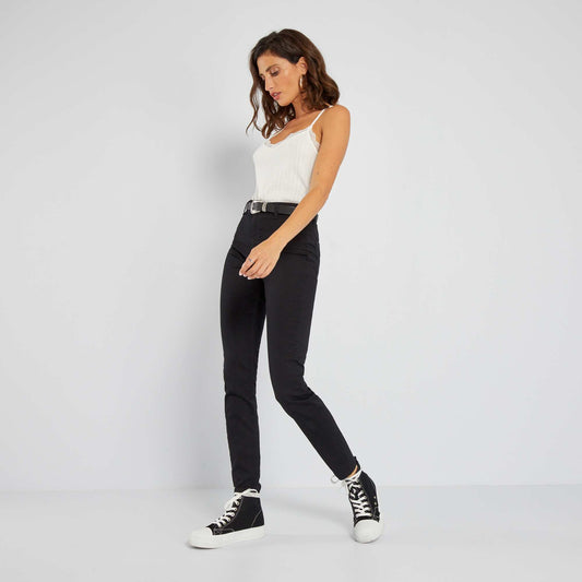 Corte muy entallado/jeans skinny fit negro
